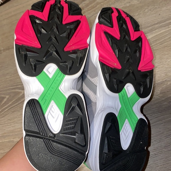 euc Adidas 6.5 mens/7.5 womens Yung-96 - Picture 7 of 7